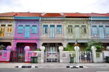 houses in singapore with different colors